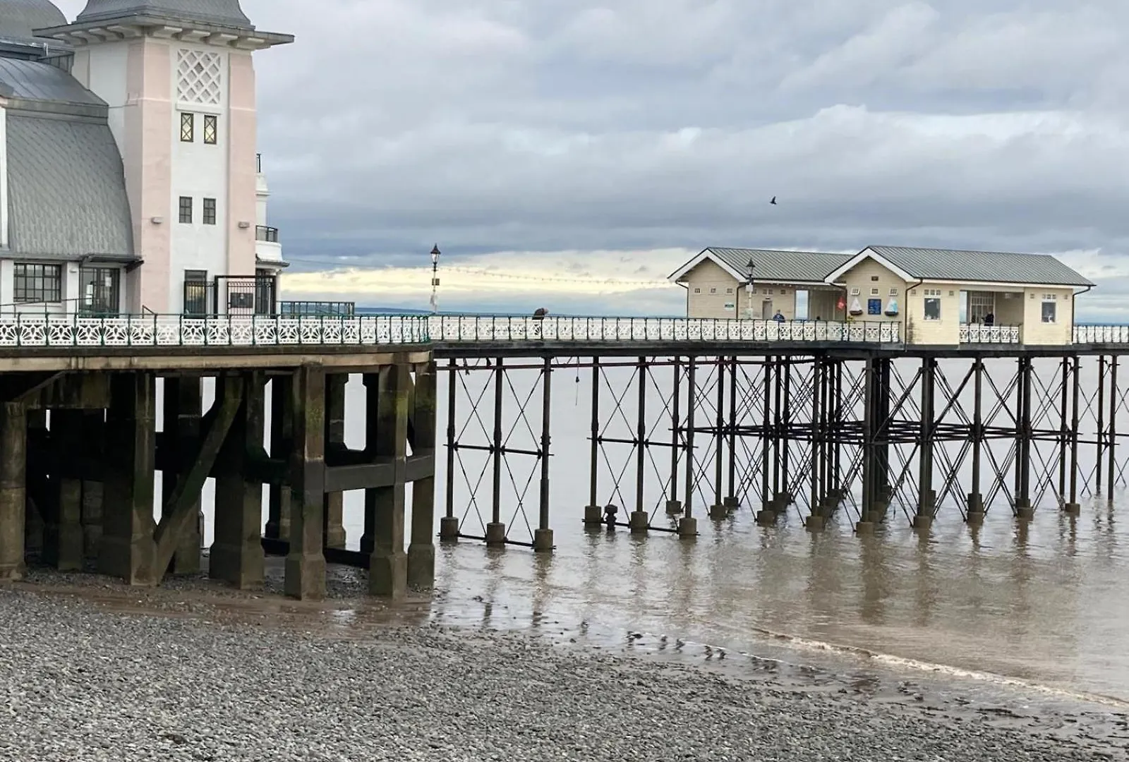 Spacious 2 Bed Apartment In The Centre Of Penarth Cardiff Royaume-Uni