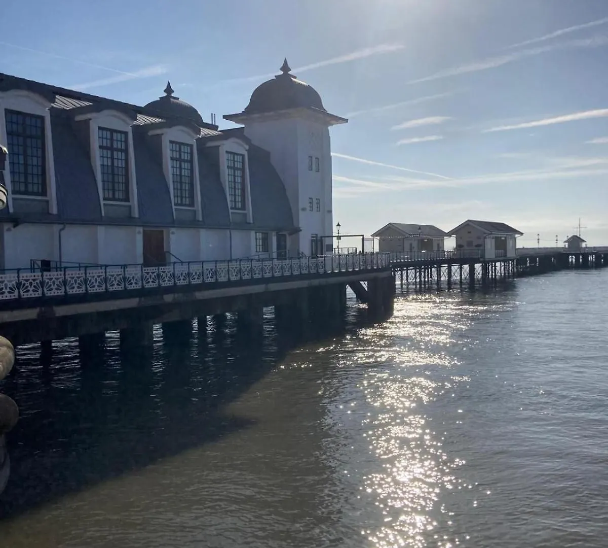 Spacious 2 Bed Apartment In The Centre Of Penarth Cardiff